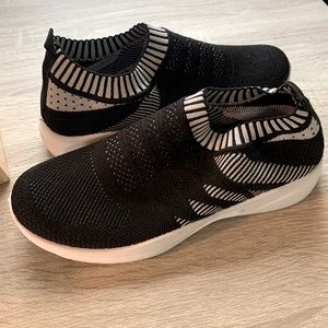 Black and White Slip on Sneakers Size 7